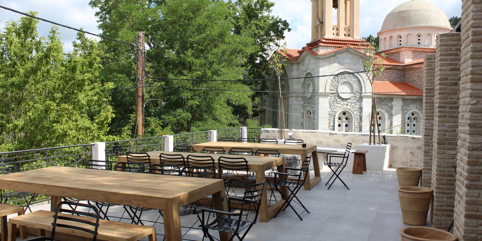 Voureiko restaurant – café