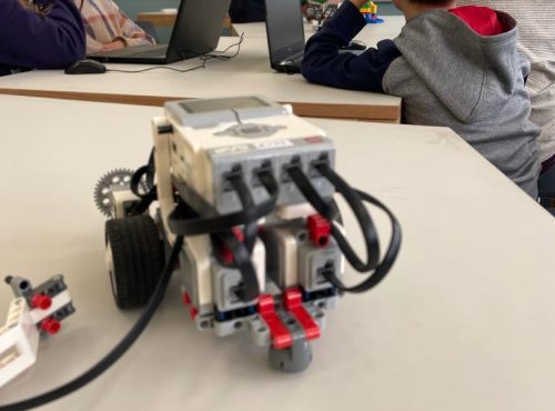 Robotics workshop at V.Lab