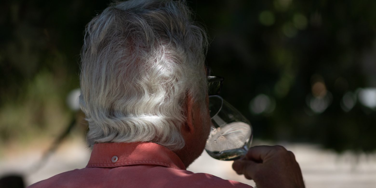 Wine connoisseurship in new vineyards in Vamvakou