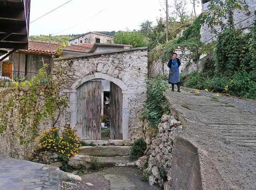 Μια φορά κι έναν καιρό, η ζωή μας στο χωριό…στου Ιούνη τη γιορτή